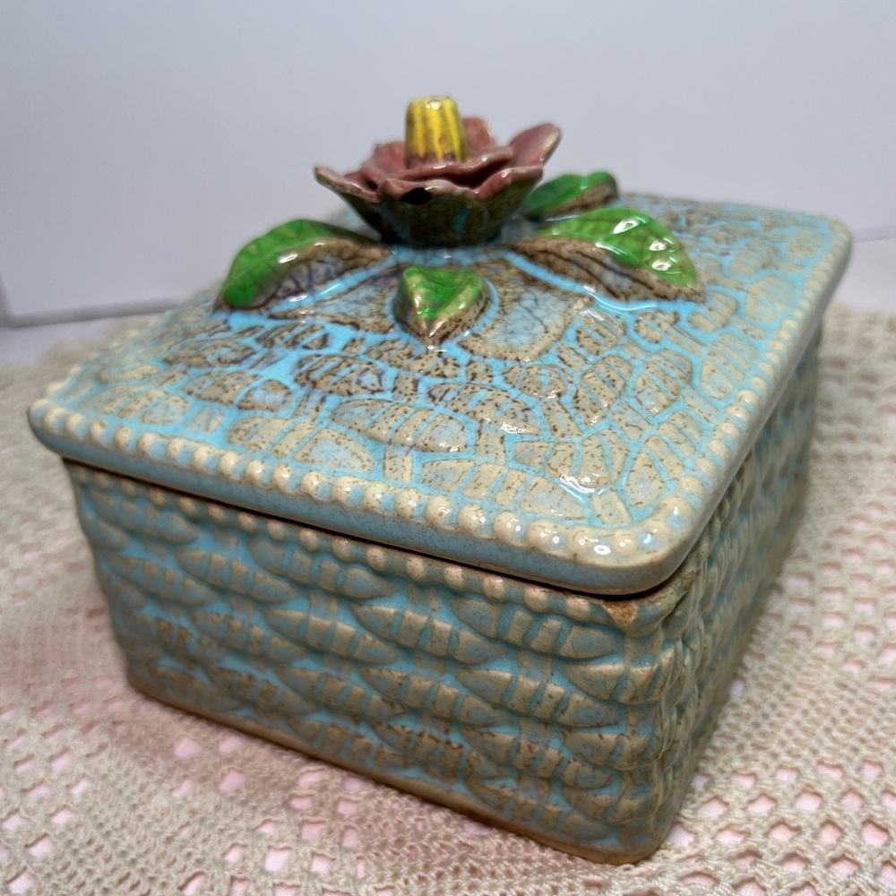 Vintage Majolica-Style Ceramic Trinket Box Made in Japan